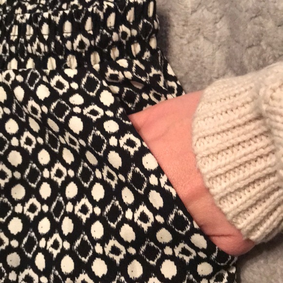 Dress pants with drawstring and pockets - Picture 6 of 6